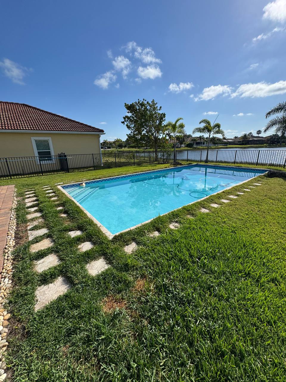 WhatsApp Image 2025-09-22 at 10.43.16 PM